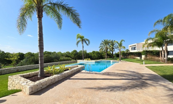 Sale - Detached Villa -
Pilar de la Horadada - Lo Romero Golf