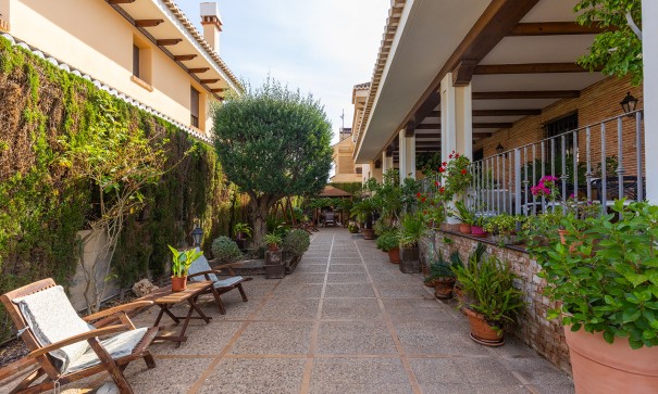 Sale - Detached Villa -
Torrevieja - La veleta