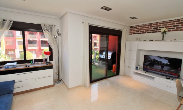 Revente - Appartement -
Cabo Roig