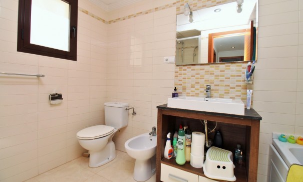 Revente - Appartement -
Cabo Roig