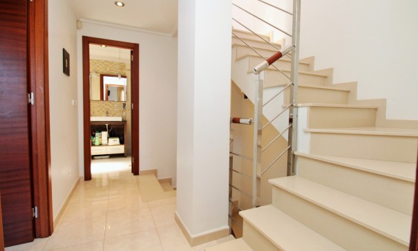 Revente - Appartement -
Cabo Roig