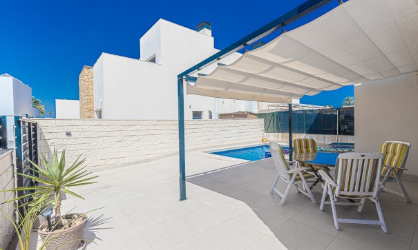 Sale - Detached Villa -
Ciudad Quesada - Rojales - Doña Pepa