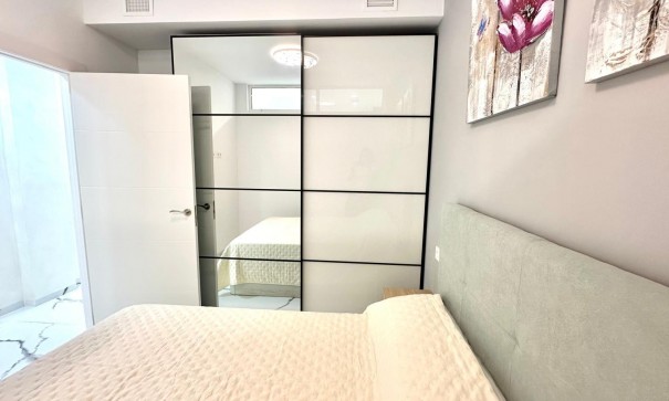 Venta - Apartamento piso -
Torrevieja - Playa del cura