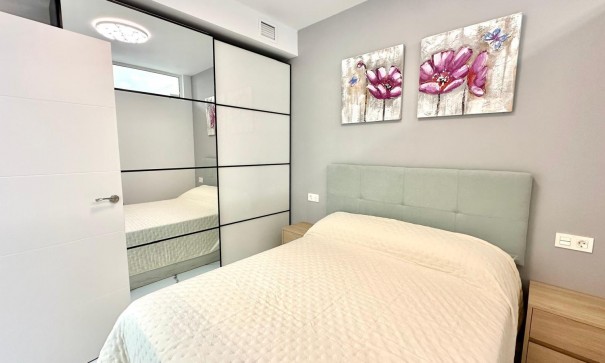 Venta - Apartamento piso -
Torrevieja - Playa del cura