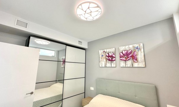 Venta - Apartamento piso -
Torrevieja - Playa del cura