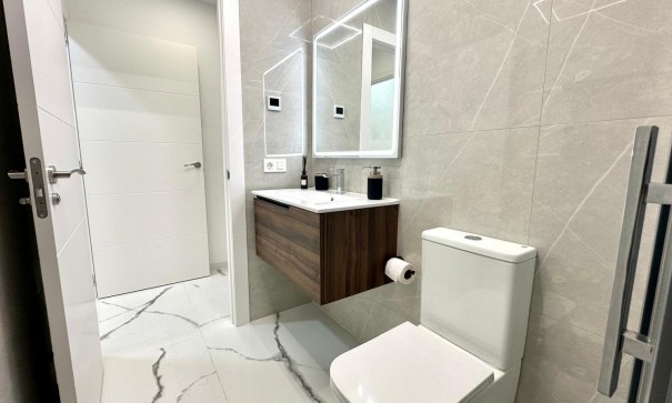 Venta - Apartamento piso -
Torrevieja - Playa del cura