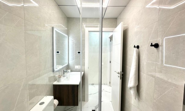 Venta - Apartamento piso -
Torrevieja - Playa del cura