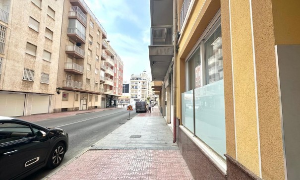 Sale - Apartment Flat -
Torrevieja - Playa del cura