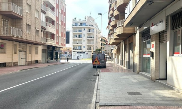 Sale - Apartment Flat -
Torrevieja - Playa del cura