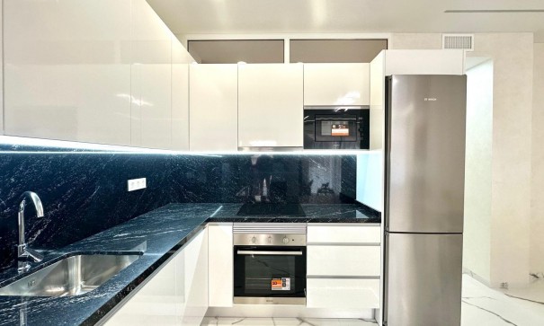 Sale - Apartment Flat -
Torrevieja - Playa del cura