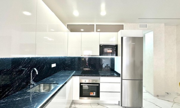 Sale - Apartment Flat -
Torrevieja - Playa del cura