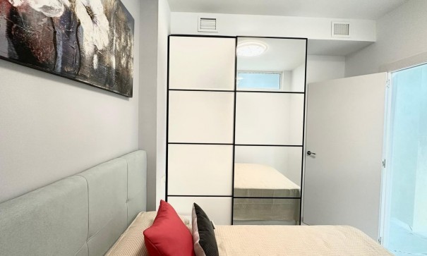 Sale - Apartment Flat -
Torrevieja - Playa del cura