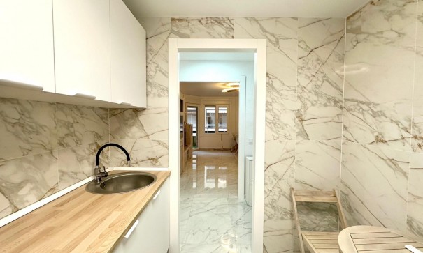 Sale - Apartment Flat -
Torrevieja - Playa del cura