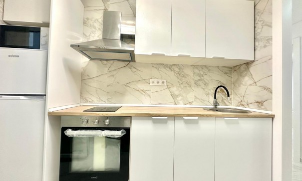 Sale - Apartment Flat -
Torrevieja - Playa del cura