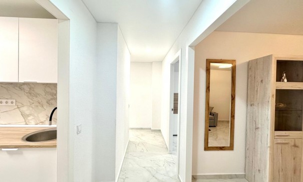 Sale - Apartment Flat -
Torrevieja - Playa del cura