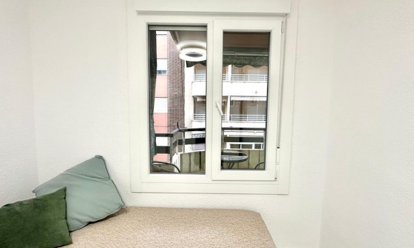 Sale - Apartment Flat -
Torrevieja - Playa del cura