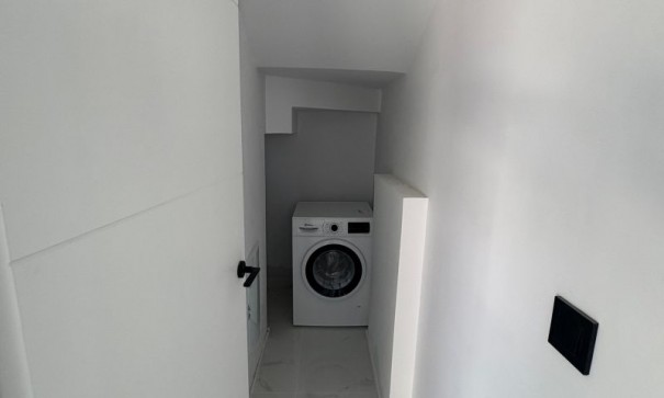 Herverkoop - Vrijstaande Villa -
Torrevieja