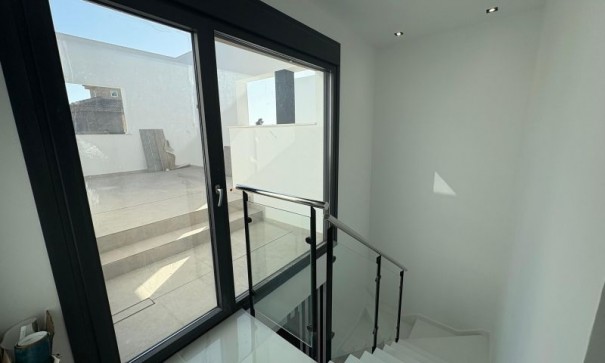 Herverkoop - Vrijstaande Villa -
Torrevieja