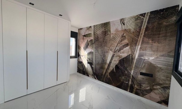 Herverkoop - Vrijstaande Villa -
Torrevieja