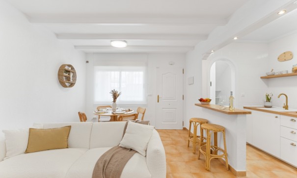 Sale - Town house -
Orihuela Costa - Villamartín