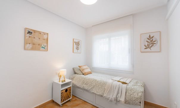 Sale - Town house -
Orihuela Costa - Villamartín