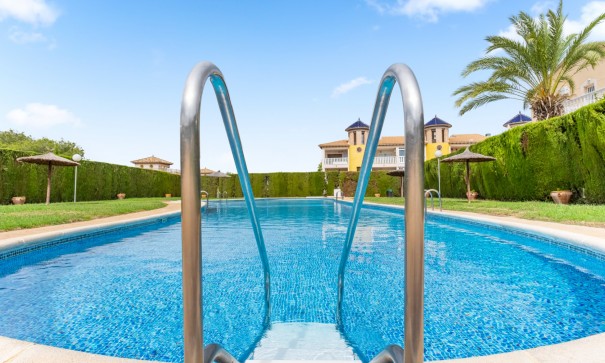 Sale - Town house -
Orihuela Costa - Villamartín