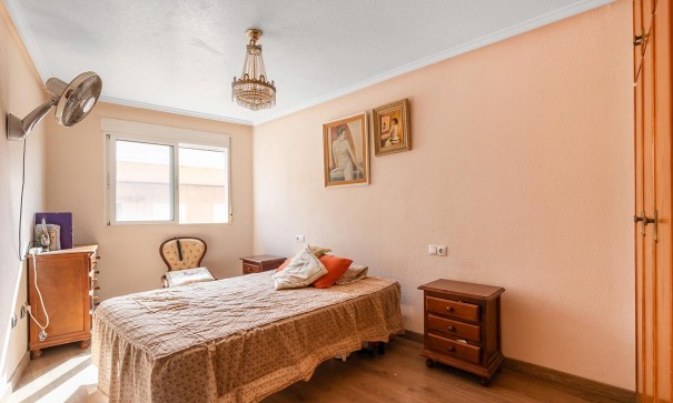 Sale - Apartment Flat -
Torrevieja - Estacion de autobuses