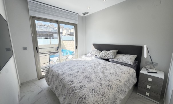 Resale - Freistehende Villa -
Villamartín