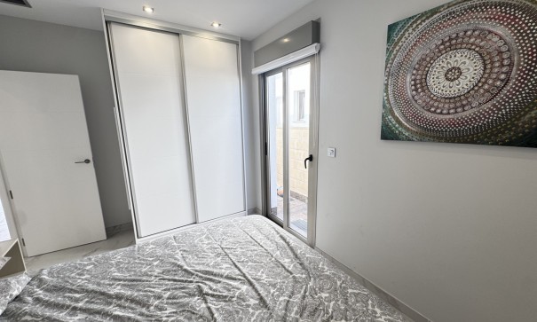 Resale - Freistehende Villa -
Villamartín