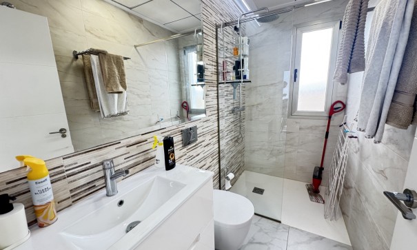 Resale - Freistehende Villa -
Villamartín