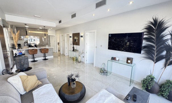 Sale - Detached Villa -
Villamartín - V