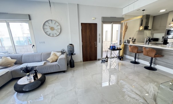 Sale - Detached Villa -
Villamartín - V