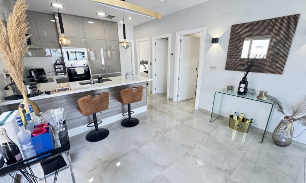 Sale - Detached Villa -
Villamartín - V