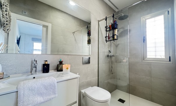 Sale - Detached Villa -
Villamartín - V