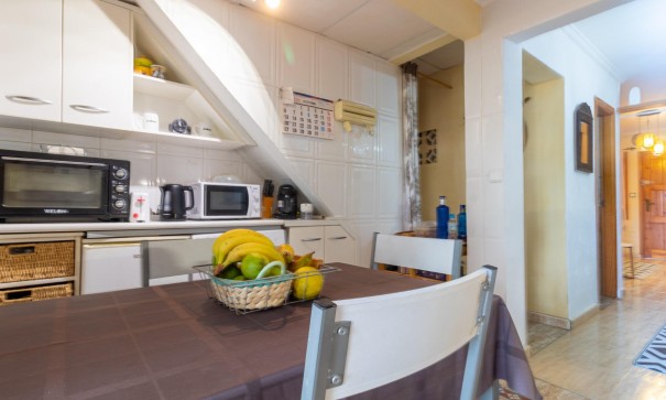 Sale - Town house -
Torrevieja - Los altos