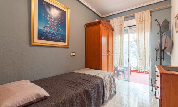 Sale - Town house -
Torrevieja - Los altos