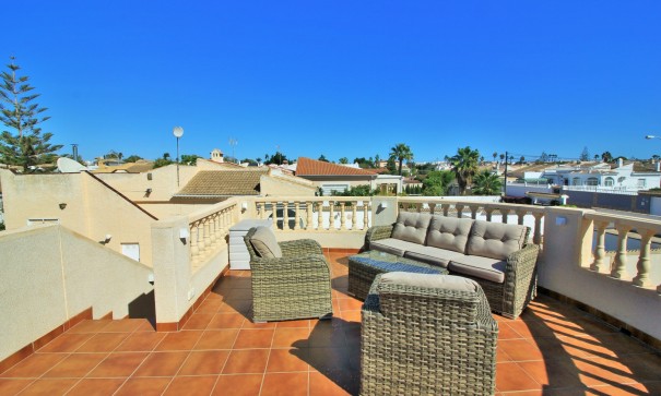 Sale - Detached Villa -
Torrevieja - La Siesta