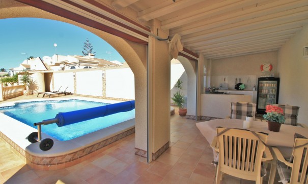 Sale - Detached Villa -
Torrevieja - La Siesta