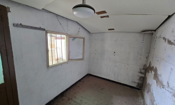 Återförsäljning - Investeringsprojekt -
SAX