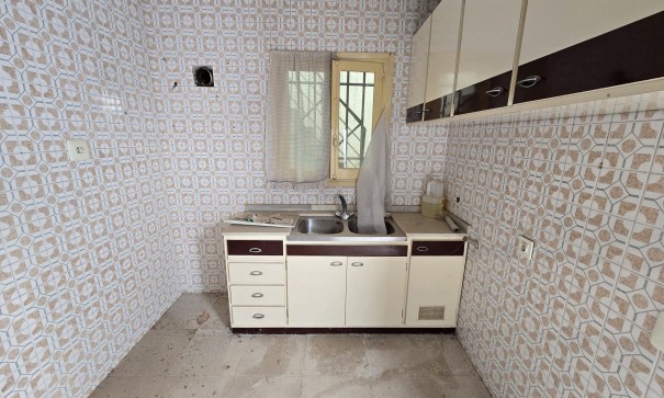 Återförsäljning - Investeringsprojekt -
SAX