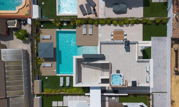 Sale - Detached Villa -
Torrevieja - Torreta florida