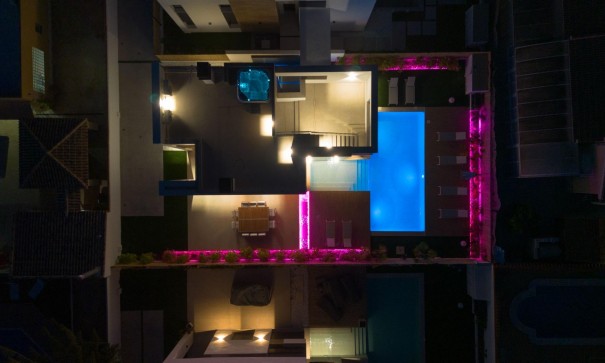 Sale - Detached Villa -
Torrevieja - Torreta florida