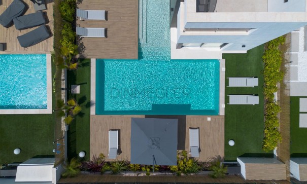 Sale - Detached Villa -
Torrevieja - Torreta florida