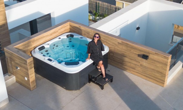 Sale - Detached Villa -
Torrevieja - Torreta florida