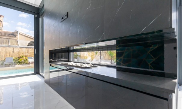 Sale - Detached Villa -
Torrevieja - Torreta florida