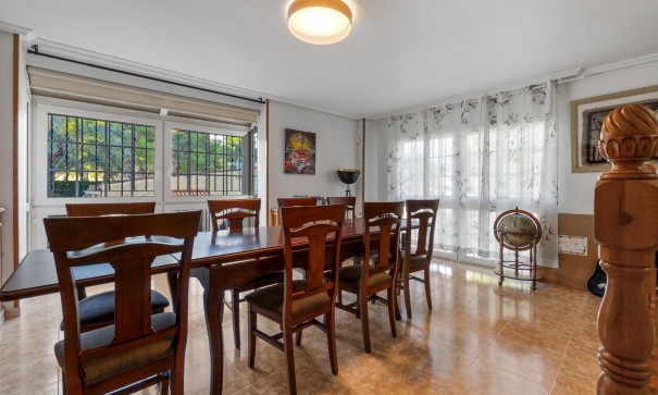 Sale - Detached Villa -
Torrevieja - Los balcones