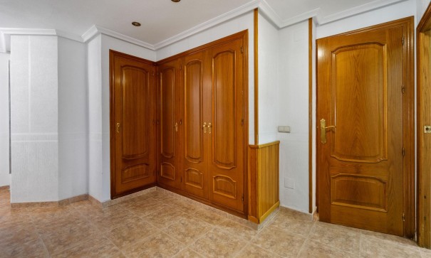 Sale - Detached Villa -
Torrevieja - Los balcones