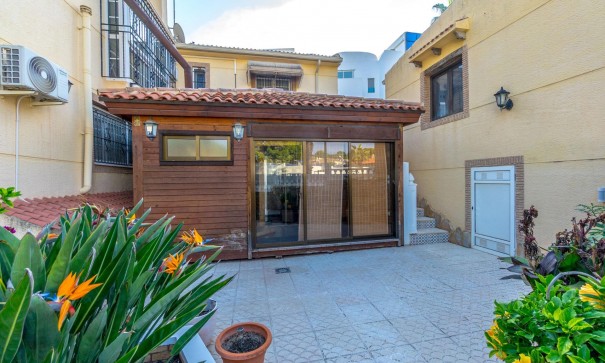 Sale - Detached Villa -
Torrevieja - Los balcones