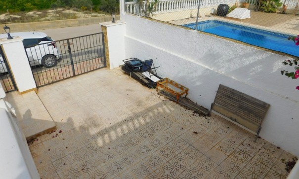 Herverkoop - Vrijstaande Villa -
Bigastro