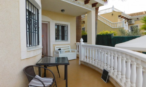 Herverkoop - Vrijstaande Villa -
Bigastro